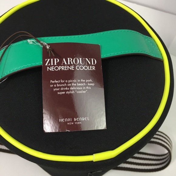 NWT Henri Bendel || Neoprene Zip Around Cooler || HTF Item - Picture 4 of 8